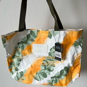 ALOHAS Orange and Green Tote Bag with Modern Botanical Design